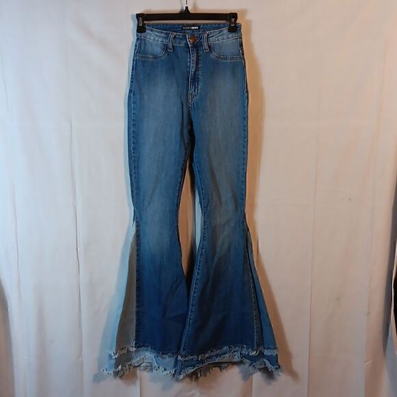 Fashion Nova Denim - Fashion Nova Women's Bell Bottom Jeans